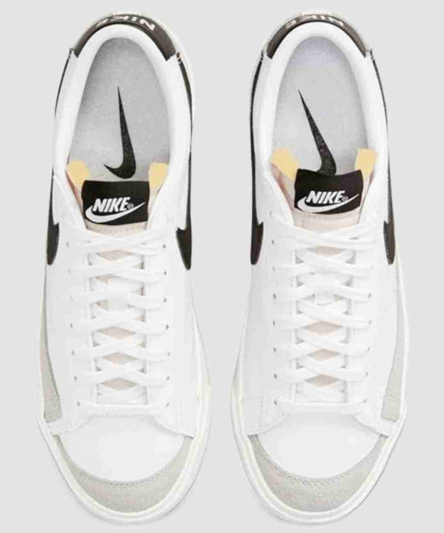 NIKE Blazer Low '77 Running Shoes