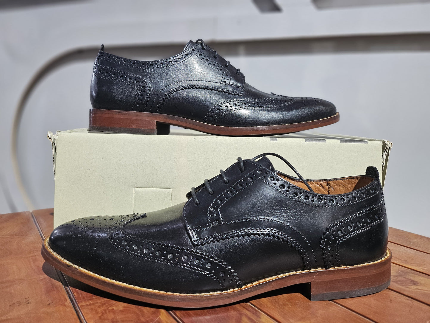 Leather shoes