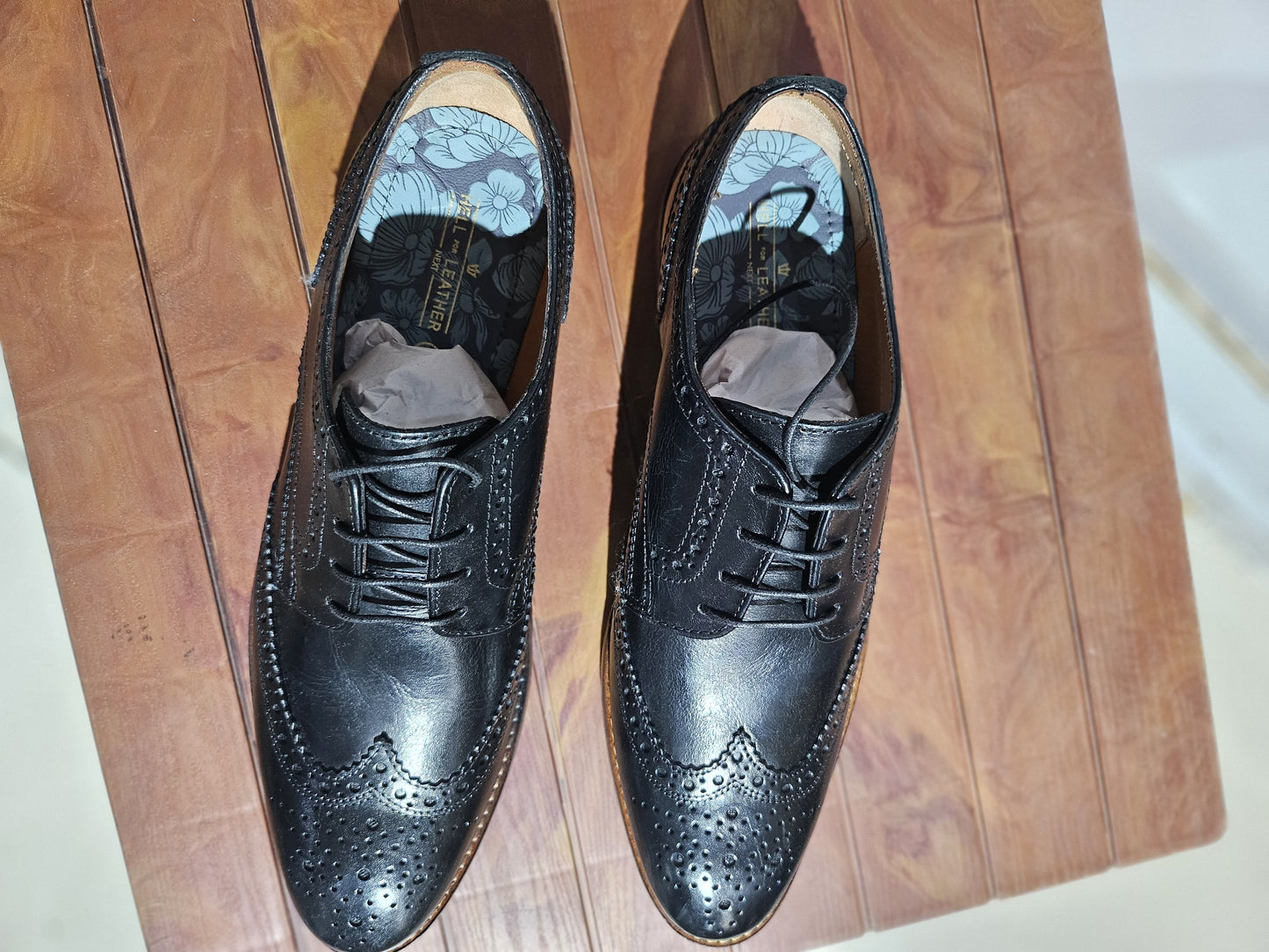 Leather shoes